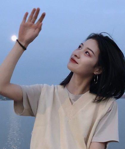 【耽美】救命!漂亮社恐竟然穿成了万人嫌 作者:变频分储 【耽美】救命!漂亮社恐竟然穿成了万人嫌 作者:变频分储