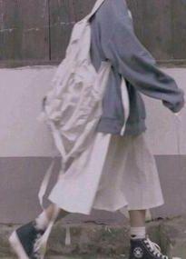 【完结】《虫族之饕餮和他的美强惨雌君》(原名:虫族饕餮上神太会撩虫了!) 作者陈金水